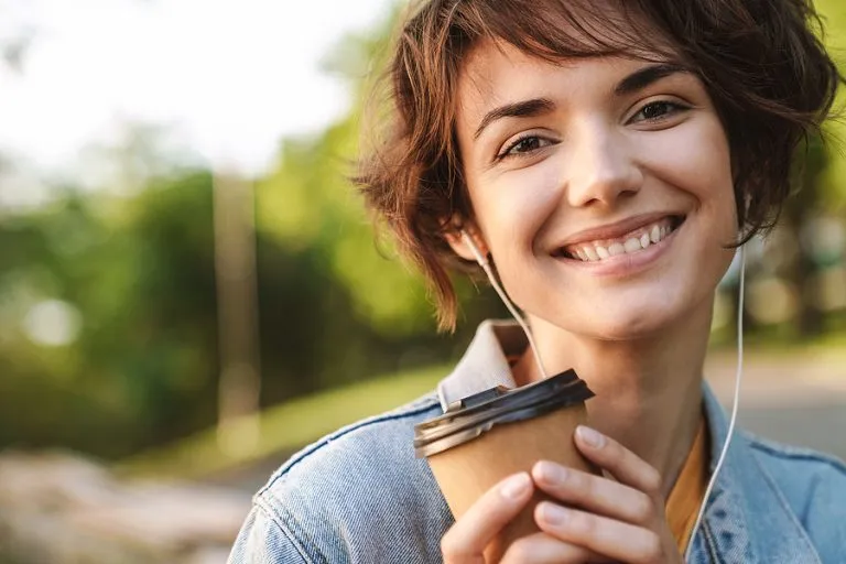 Mastering the Art of Caring for Your Dental Veneers